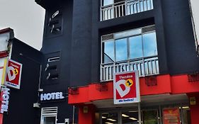Dam Hotel Pereira